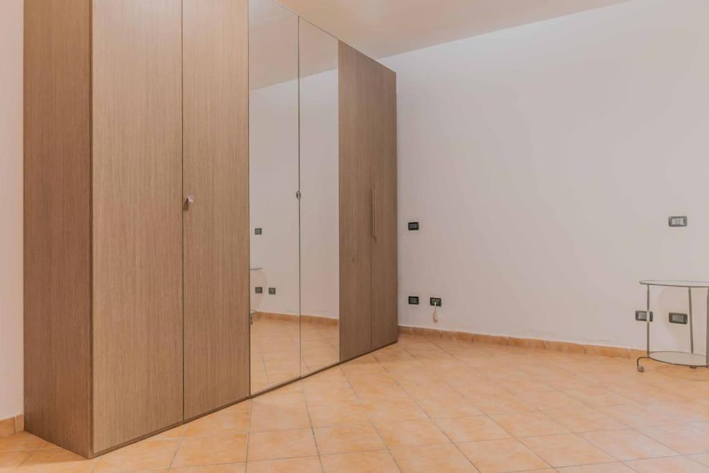 Relax In Nature And Lake Free Parking Luino Exterior photo
