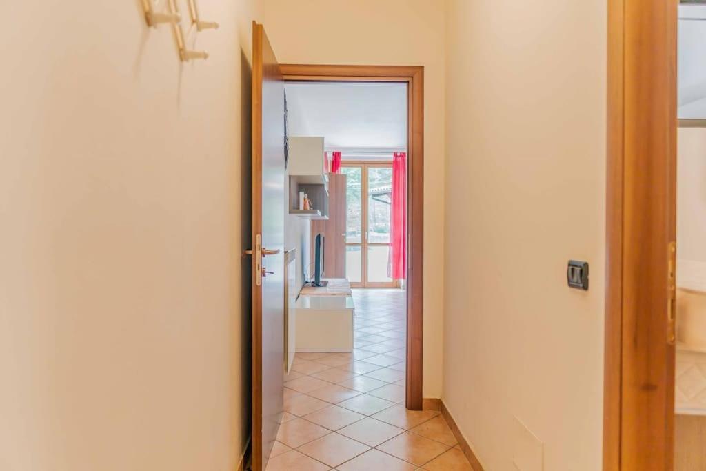 Relax In Nature And Lake Free Parking Luino Exterior photo